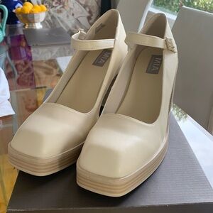 Mia shoes